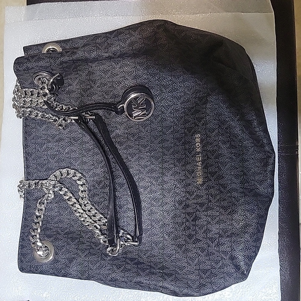 Micheal Kors Chain Purse